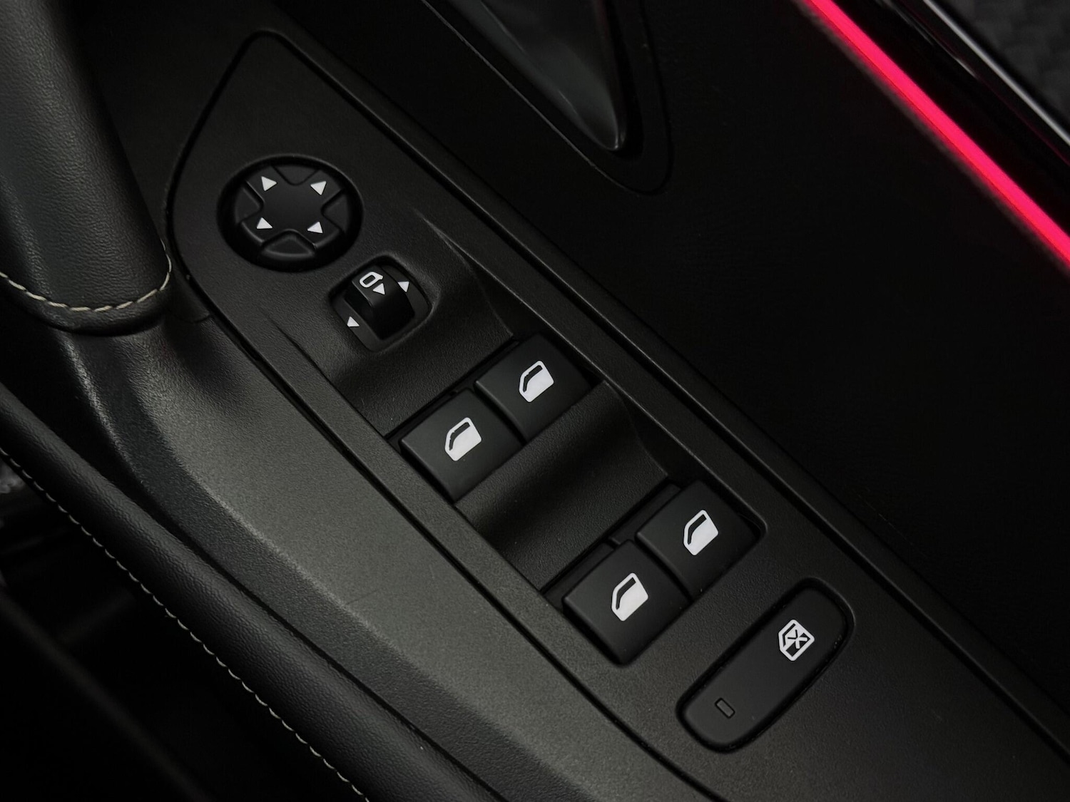 Used Peugeot 2008 2021 for sale - 76466875: Photo 21