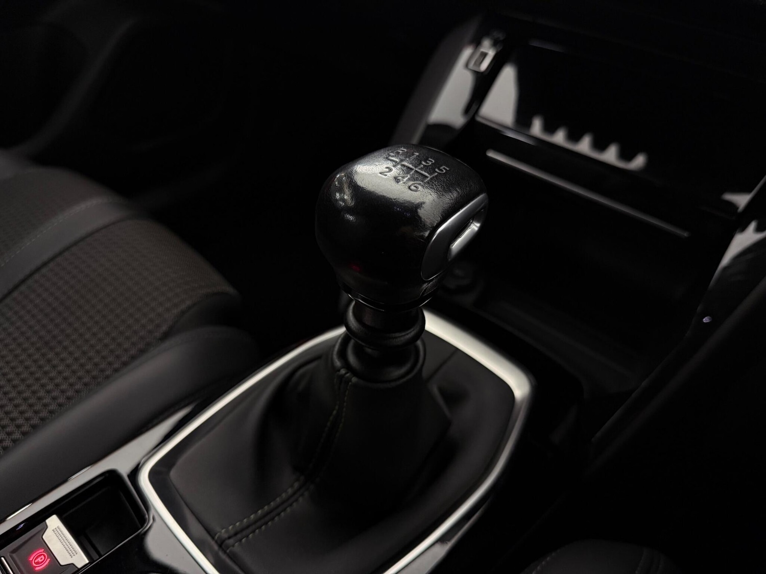 Used Peugeot 2008 2021 for sale - 76466875: Photo 43