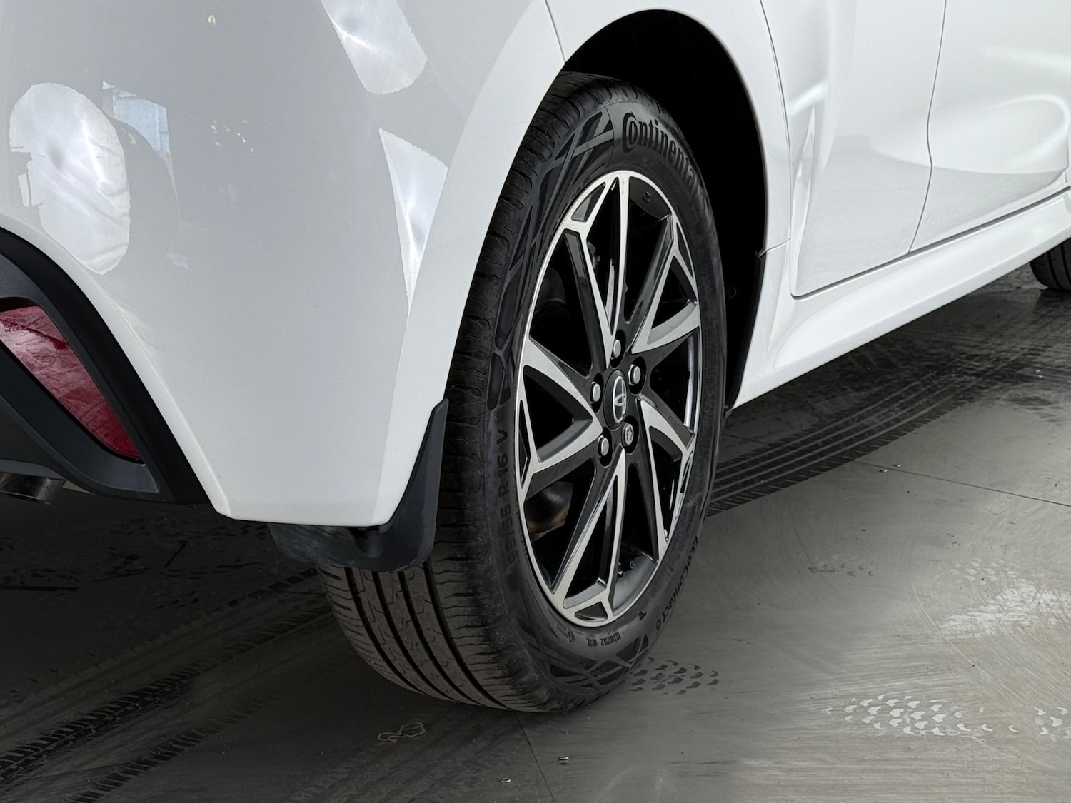 Used Toyota Yaris 2022 for sale - 76511853: Photo 12