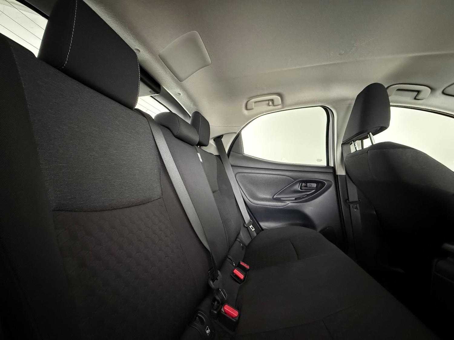 Used Toyota Yaris 2022 for sale - 76511853: Photo 19