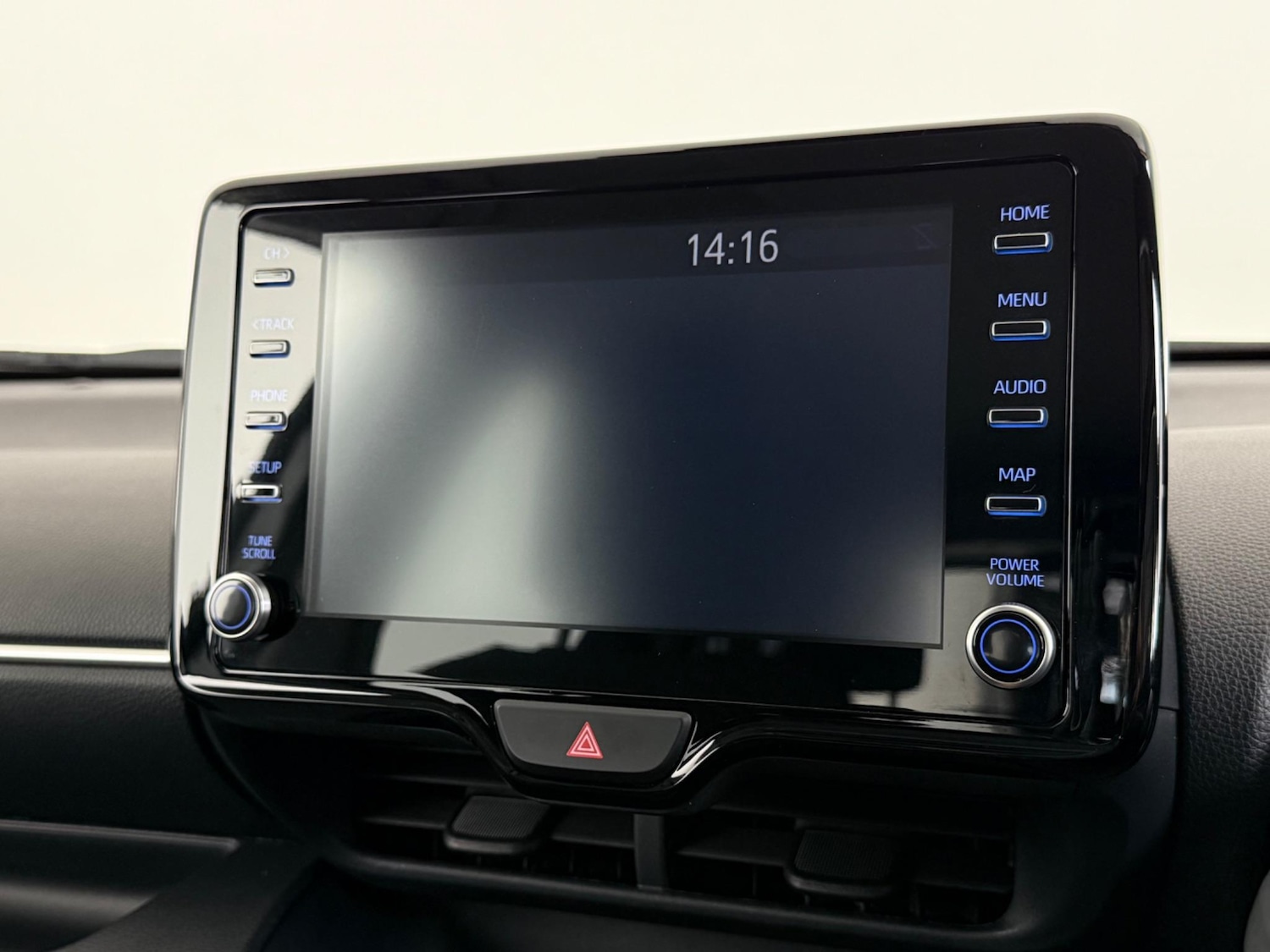 Used Toyota Yaris 2022 for sale - 76511853: Photo 31