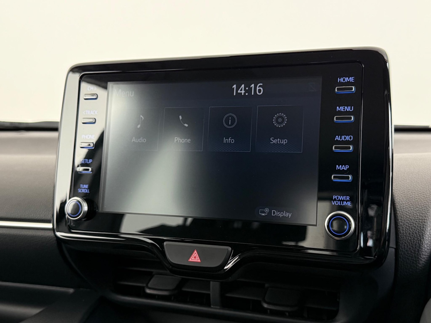 Used Toyota Yaris 2022 for sale - 76511853: Photo 34