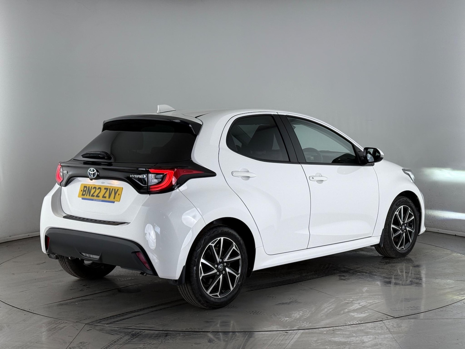 Used Toyota Yaris 2022 for sale - 76511853: Photo 5