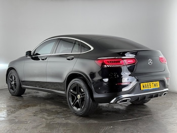 Used Mercedes-Benz GLC 2019 for sale - 76689261: Photo