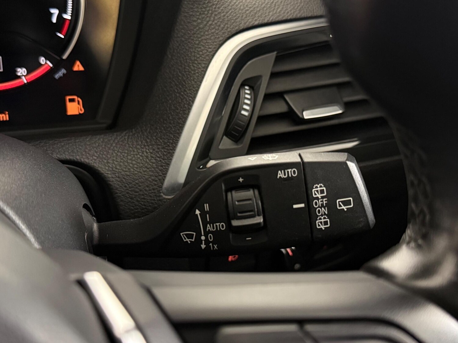 Used BMW 1 Series 2018 for sale - 76597372: Photo 24