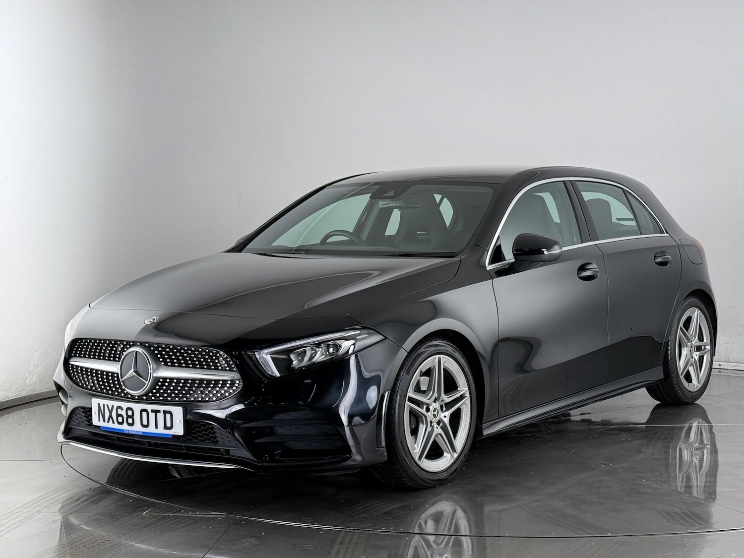 Used Mercedes-Benz A-Class 2018 for sale - 77259693: Photo 3