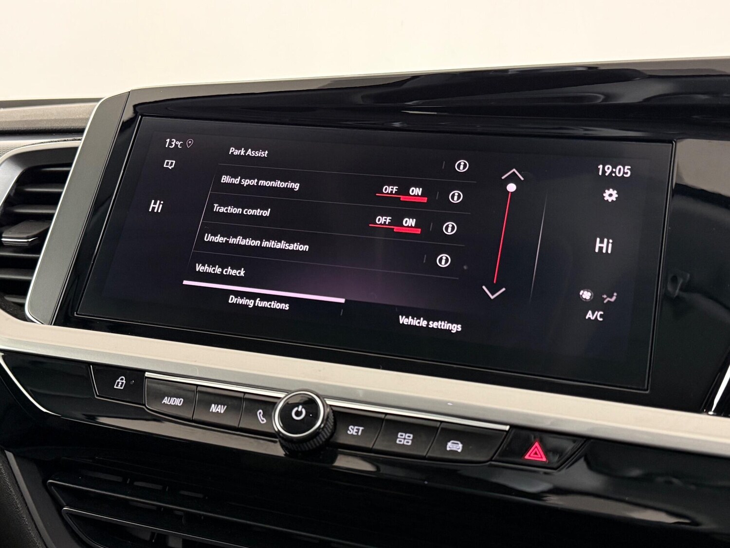 Used Vauxhall Grandland 2022 for sale - 76802174: Photo 32