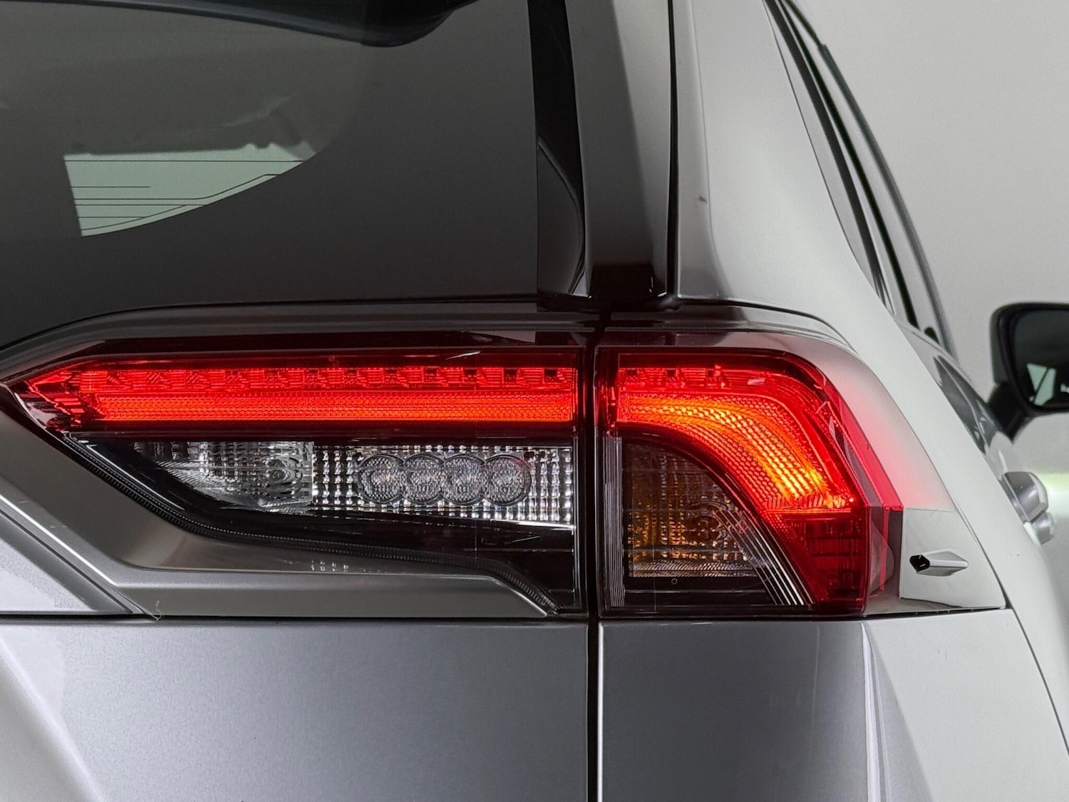 Used Toyota RAV4 2022 for sale - 77246564: Photo 8