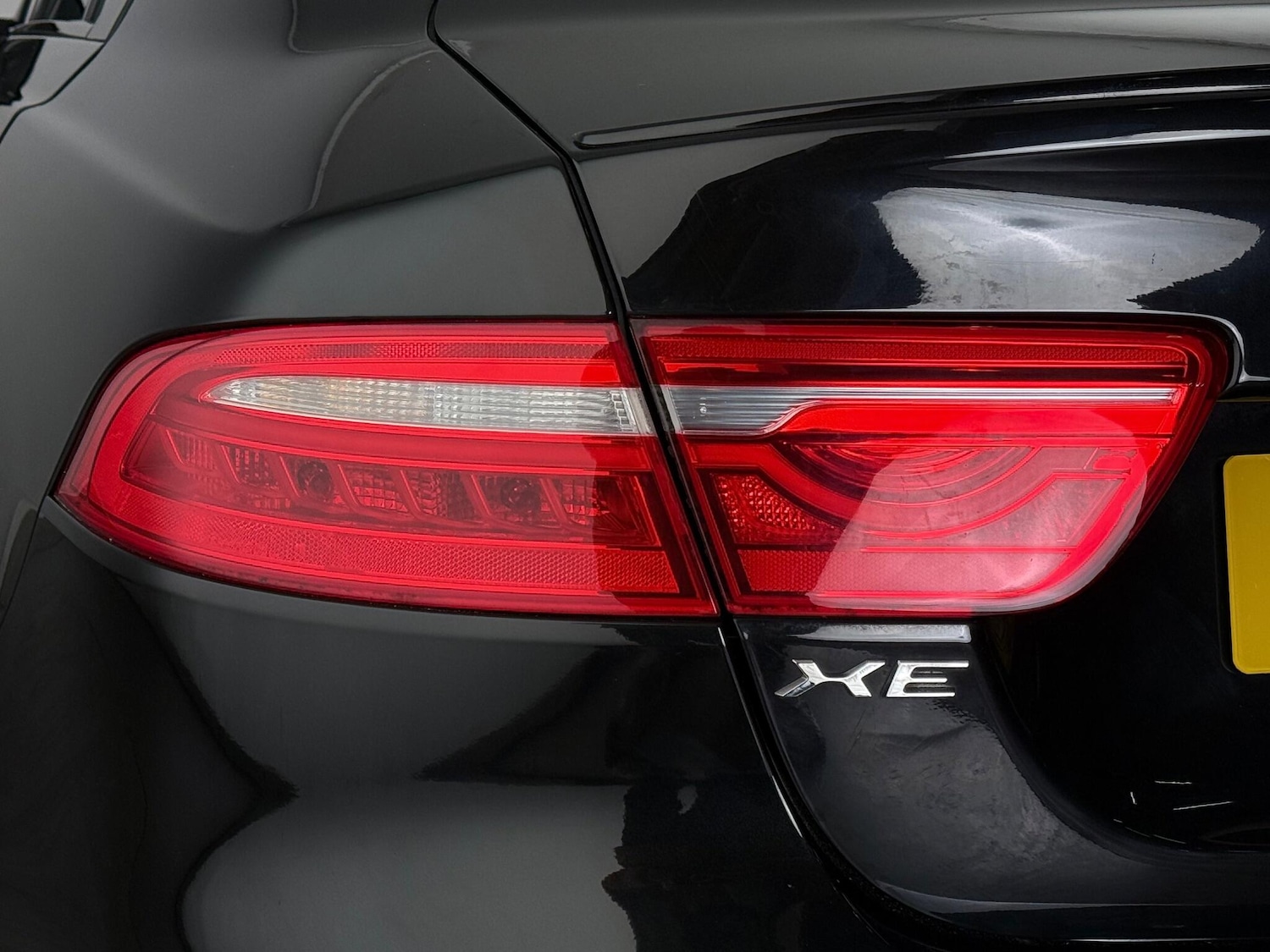 Used Jaguar XE 2016 for sale - 77246832: Photo 9