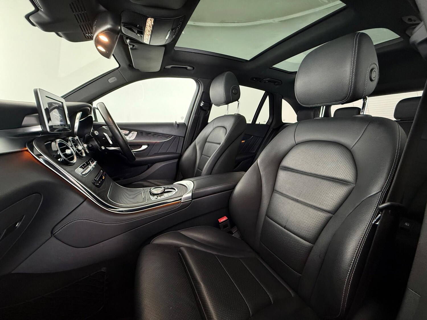 Used Mercedes-Benz GLC 2019 for sale - 77754470: Photo 13