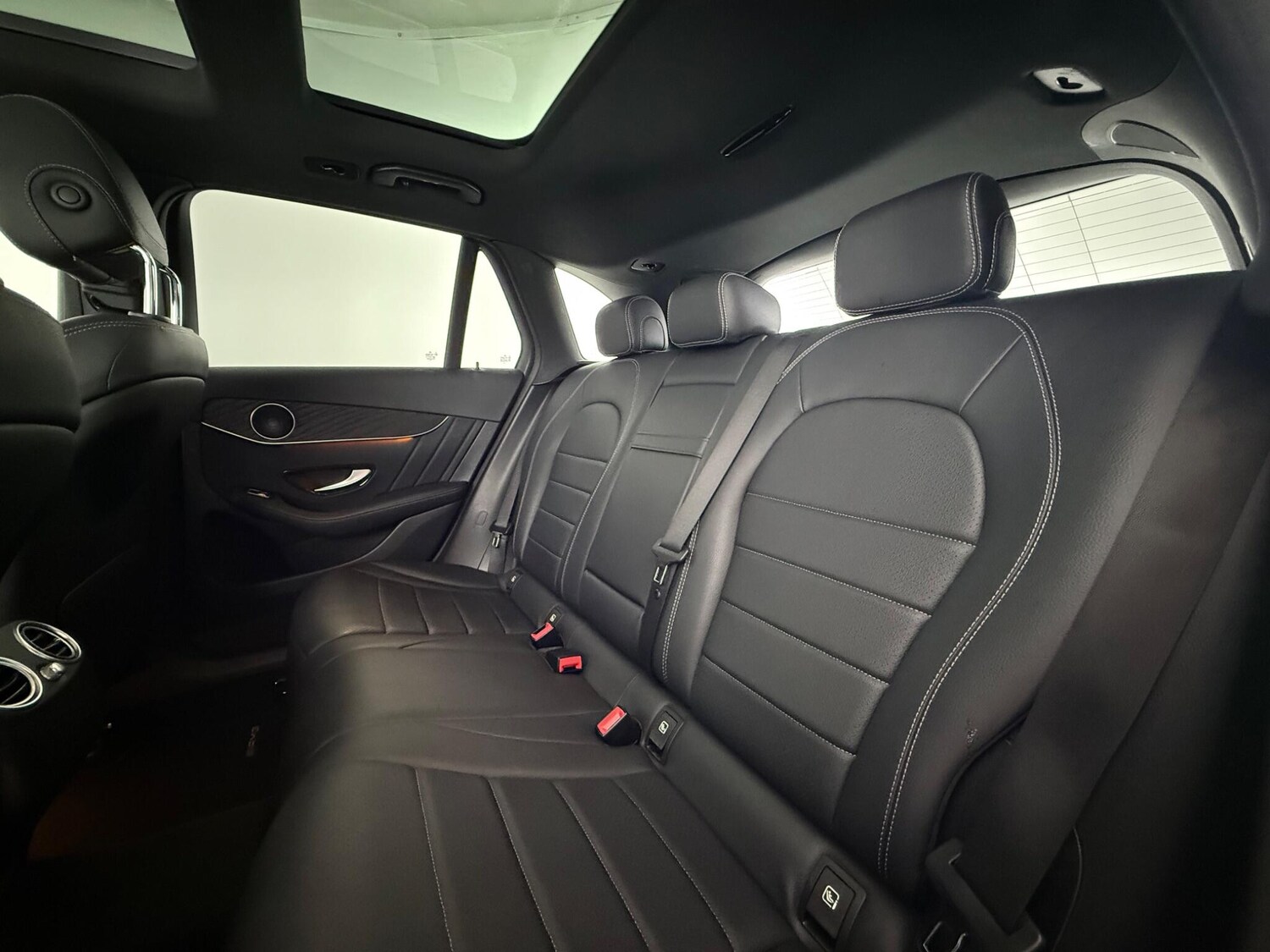 Used Mercedes-Benz GLC 2019 for sale - 77754470: Photo 14