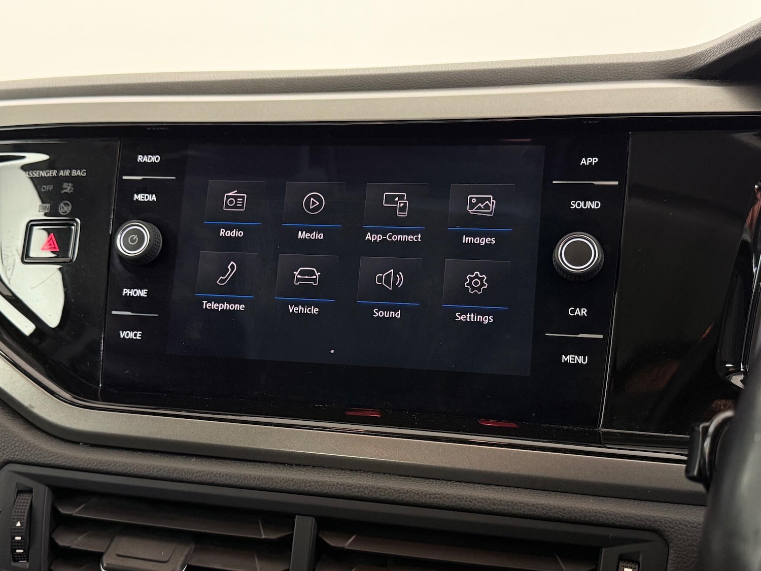 Used Volkswagen Polo 2018 for sale - 76801327: Photo 37