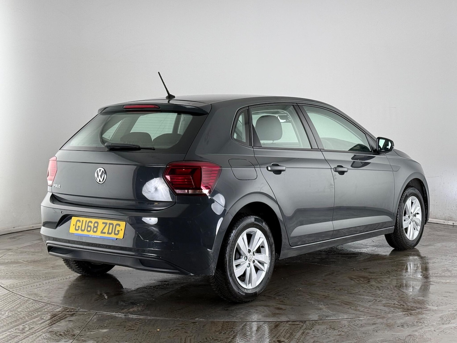 Used Volkswagen Polo 2018 for sale - 76801327: Photo 5