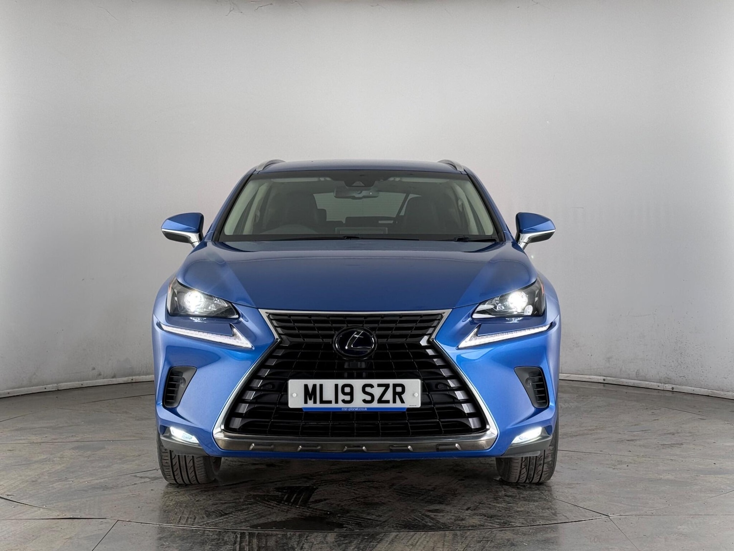 Used Lexus NX 2019 for sale - 78012365: Photo 2