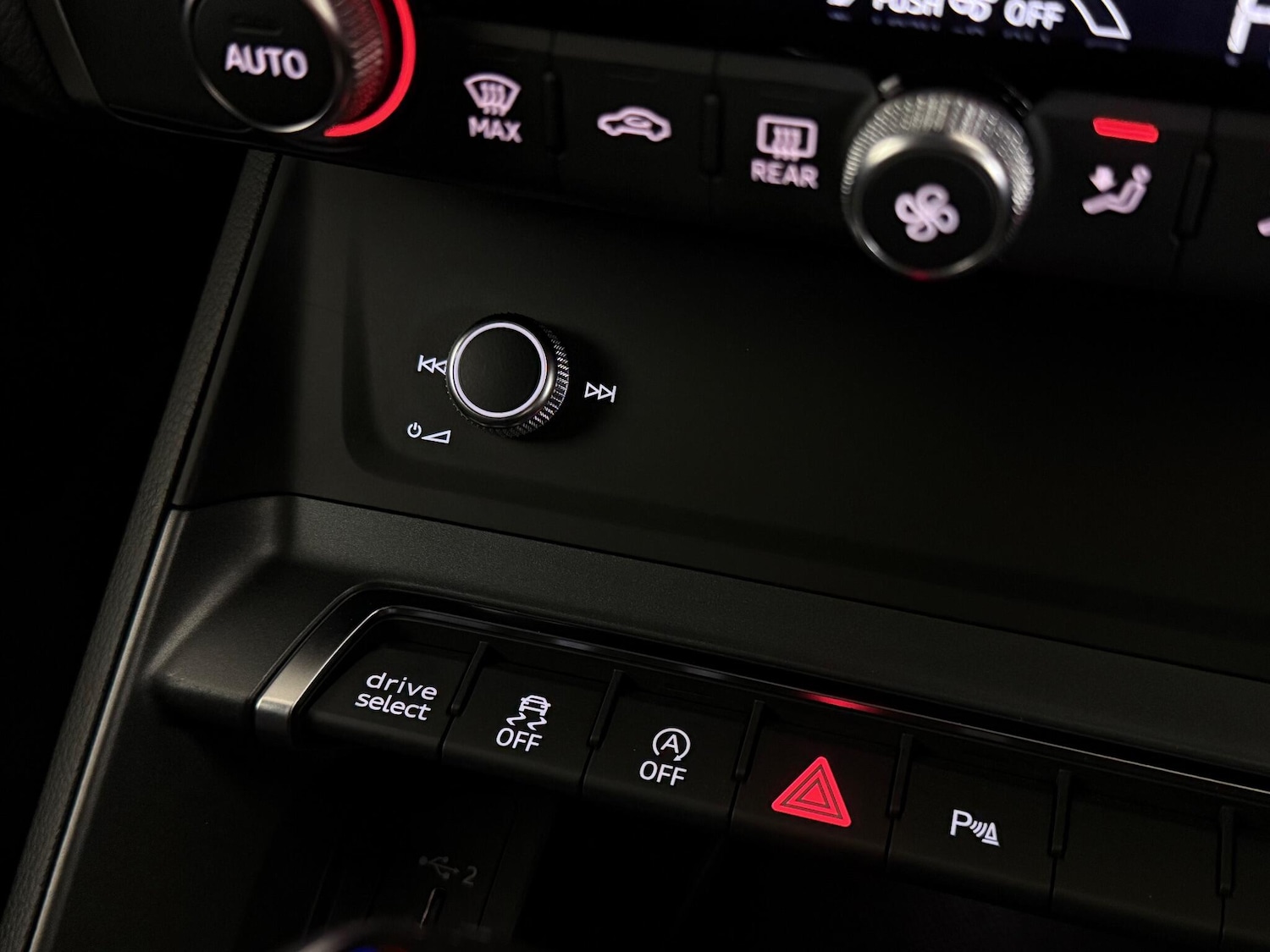 Used Audi Q3 2019 for sale - 77174567: Photo 43