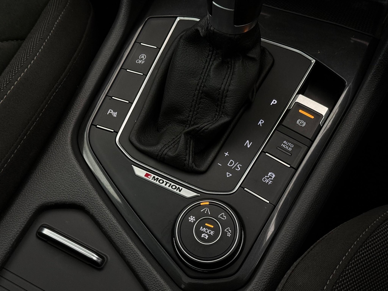 Used Volkswagen Tiguan 2017 for sale - 77222550: Photo 33