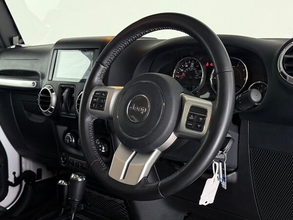 Used Jeep Wrangler 2018 for sale - 75281482: Photo 16