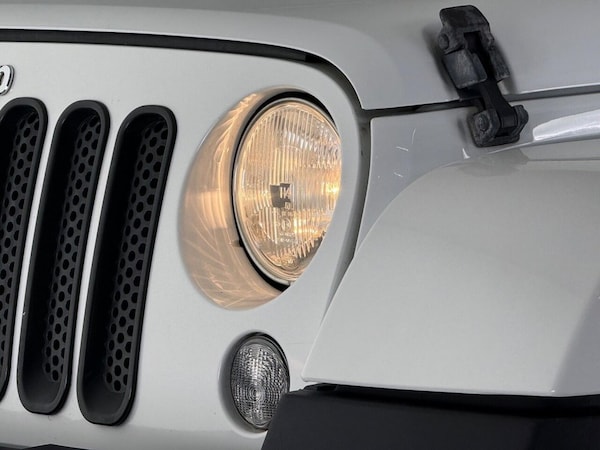 Used Jeep Wrangler 2018 for sale - 75281482: Photo 8