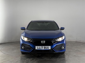 Used Honda Civic 2017 for sale - 76585444: Photo