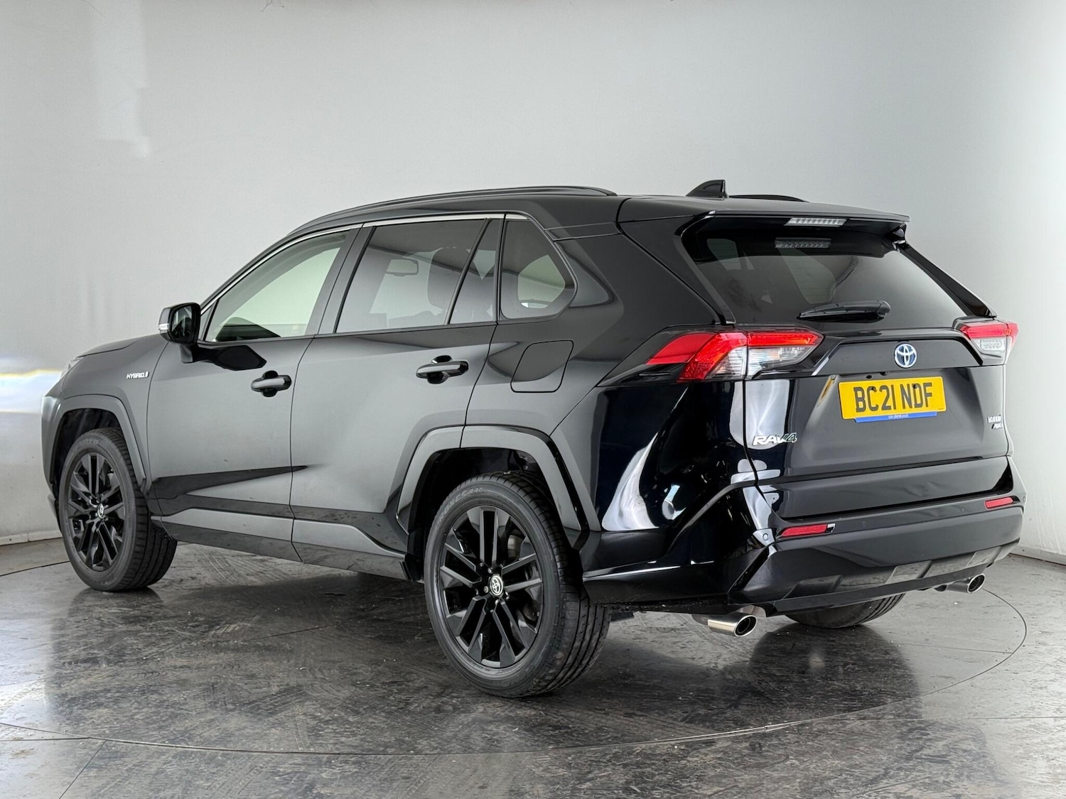 Used Toyota RAV4 2021 for sale - 76466726: Photo 4