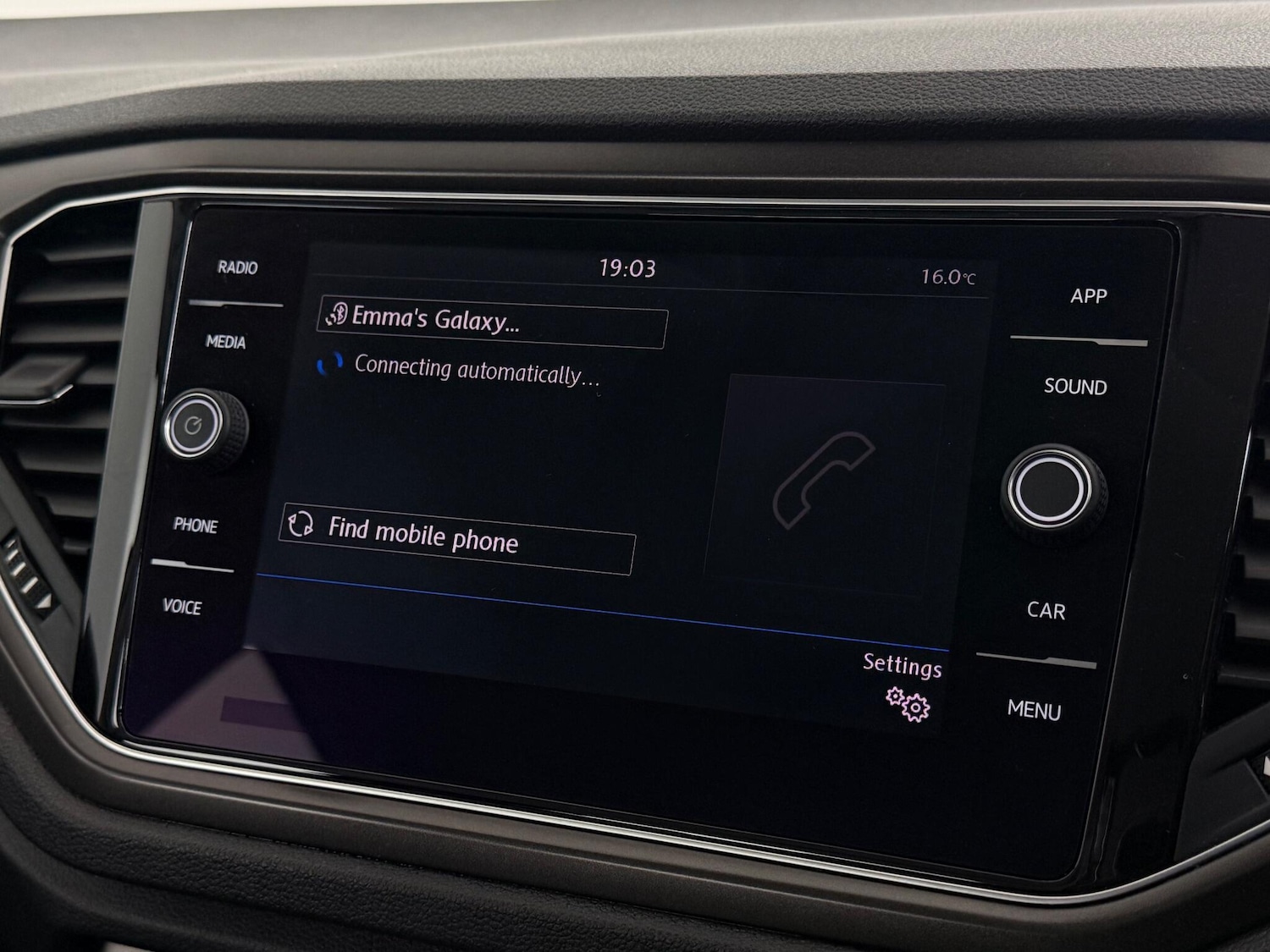 Used Volkswagen T-Roc 2018 for sale - 76467115: Photo 31