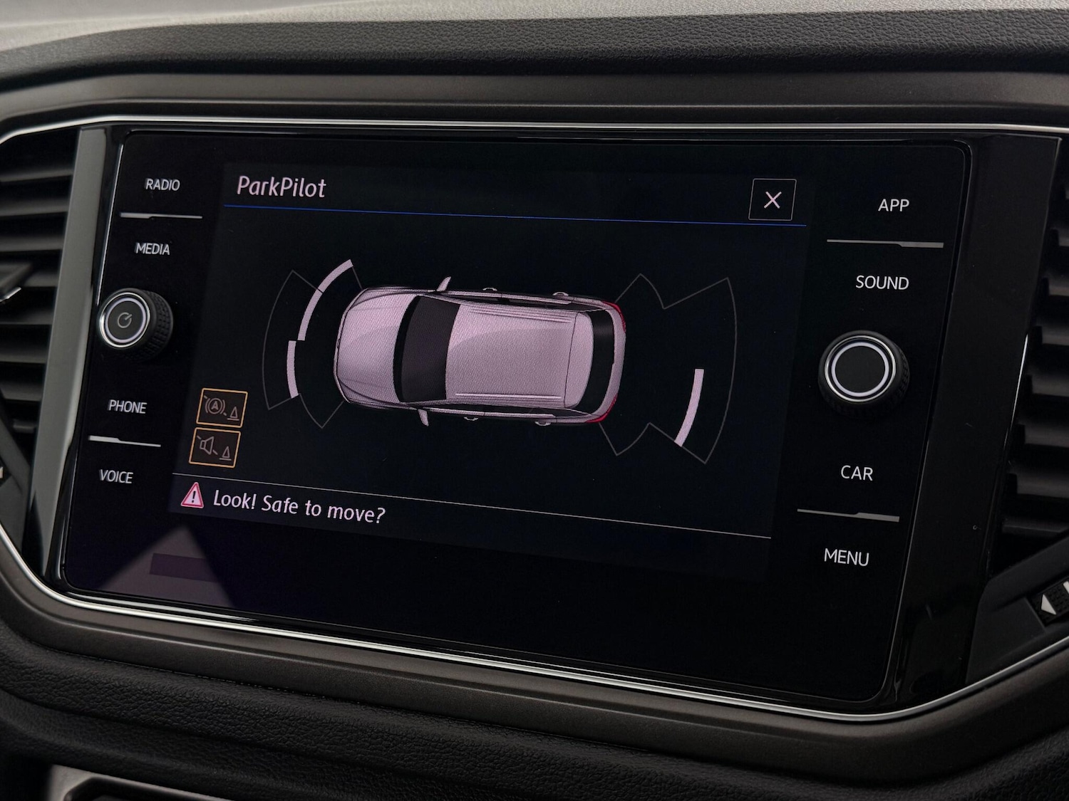 Used Volkswagen T-Roc 2018 for sale - 76467115: Photo 37