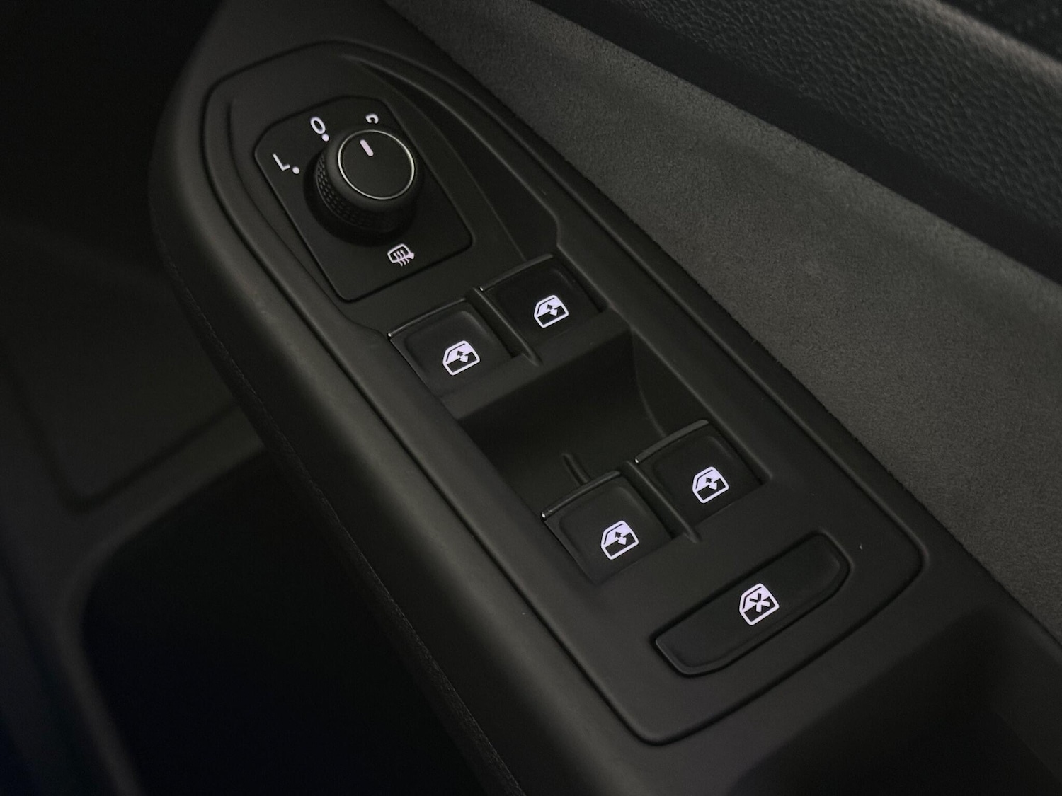 Used Volkswagen Golf 2021 for sale - 77054020: Photo 40