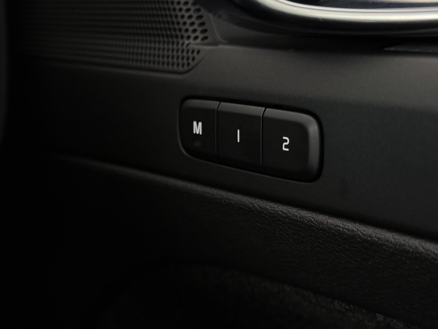 Used Volvo XC40 2021 for sale - 77246670: Photo 29