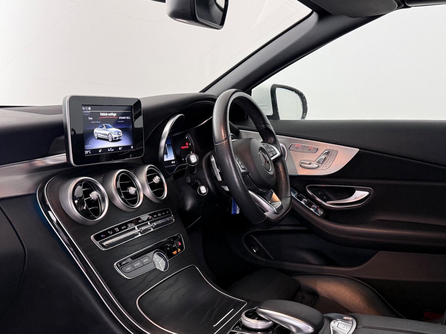 Used Mercedes-Benz C Class 2017 for sale - 77246142: Photo 23