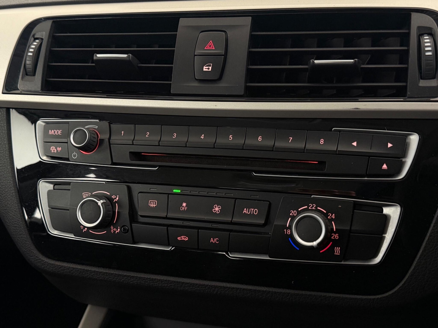 Used BMW 1 Series 2018 for sale - 77412419: Photo 33