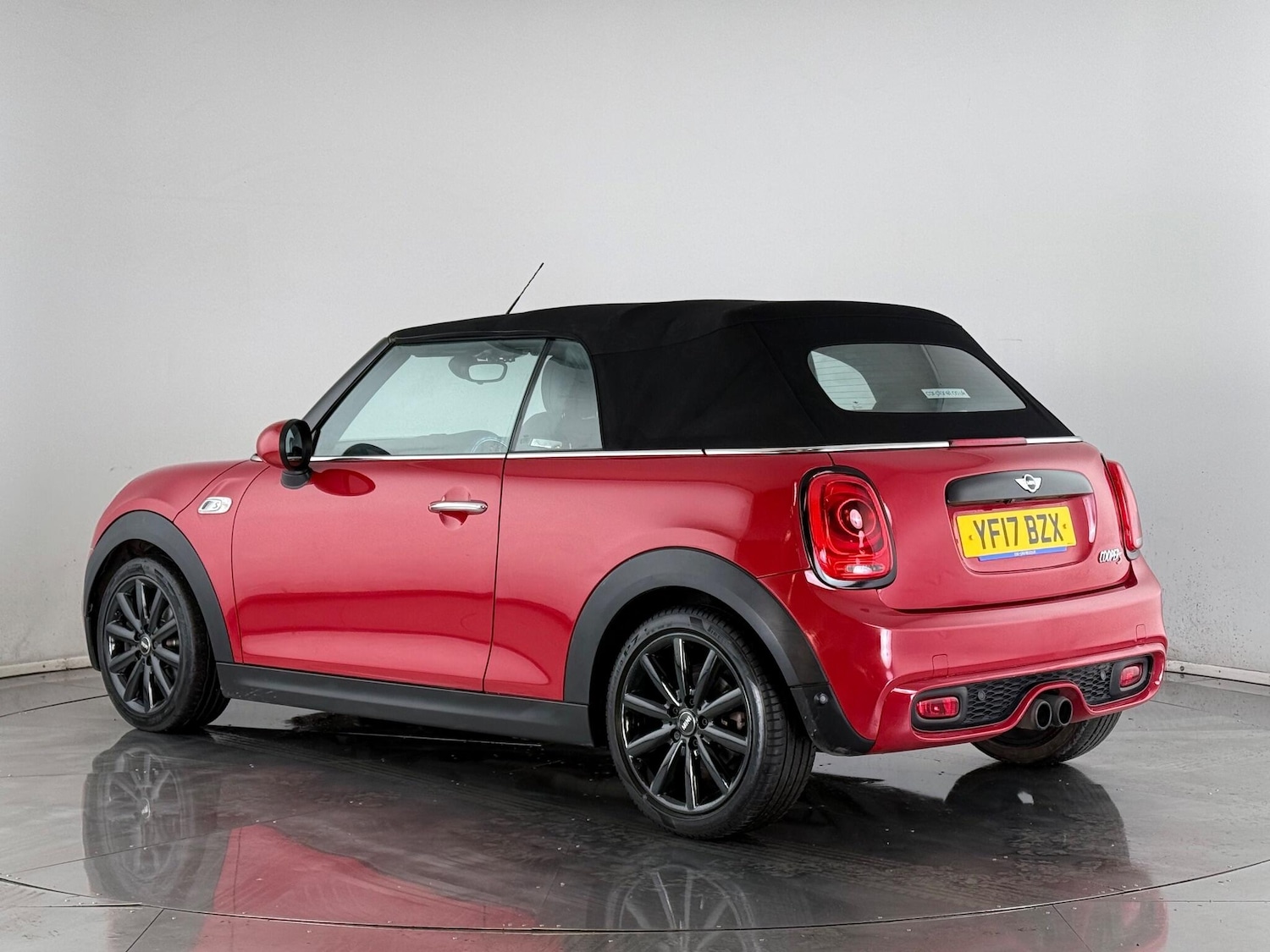 Used MINI Convertible 2017 for sale - 77259694: Photo 10