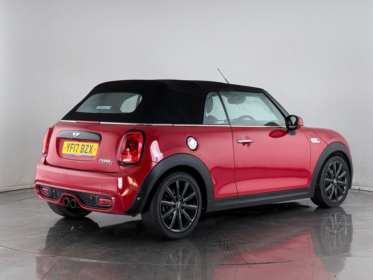 Used MINI Convertible 2017 for sale - 77259694: Photo 12