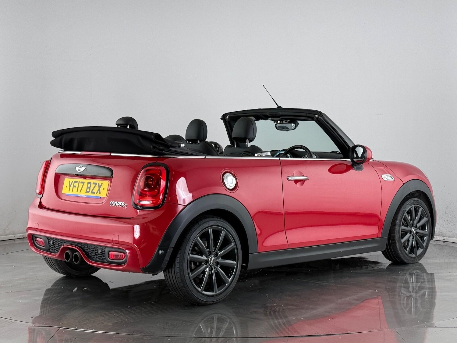 Used MINI Convertible 2017 for sale - 77259694: Photo 6