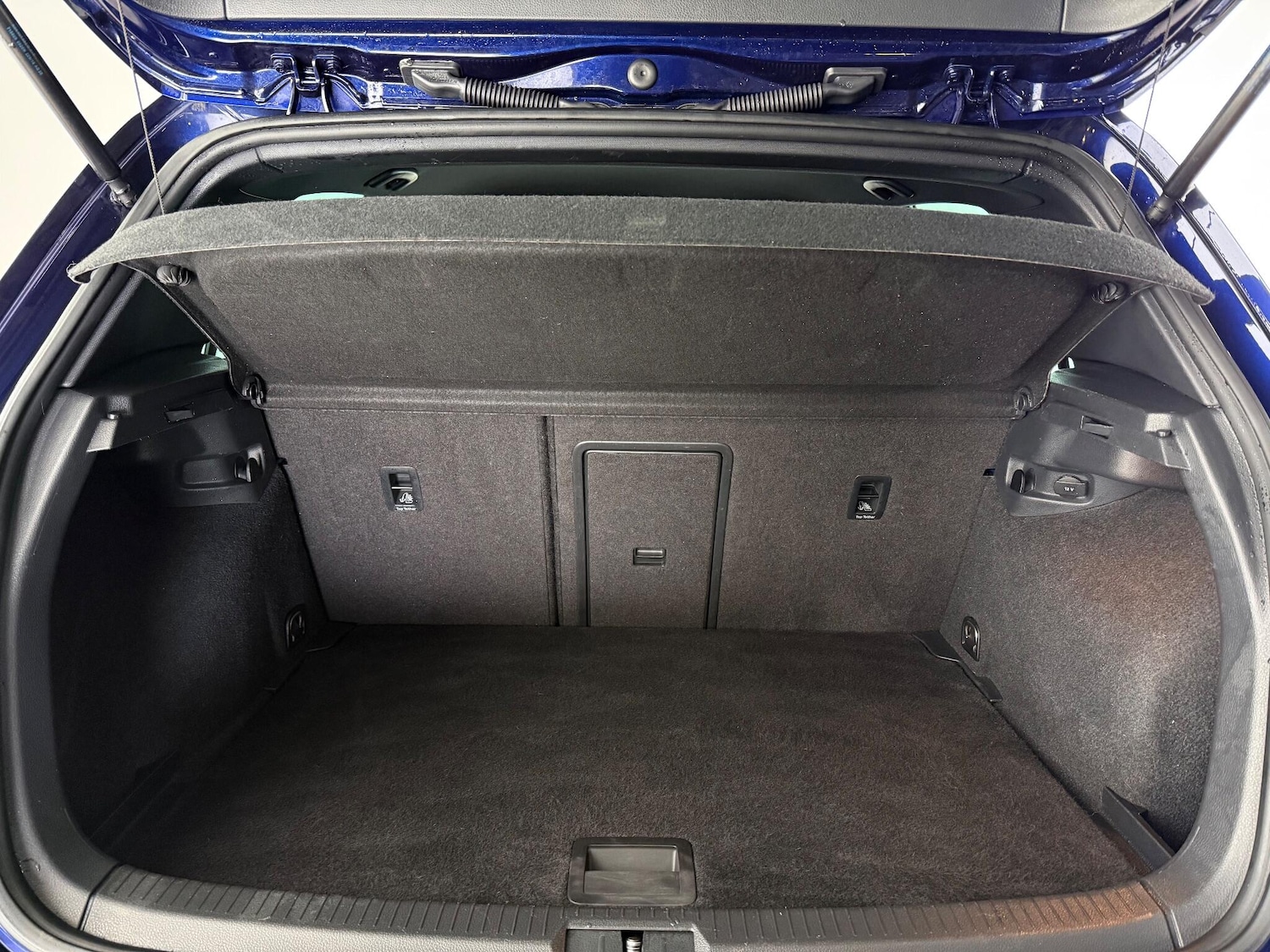 Used Volkswagen Golf 2019 for sale - 77260146: Photo 5