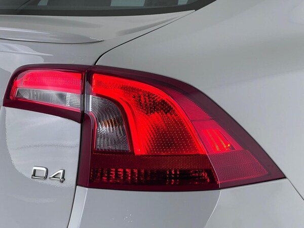 Used Volvo S60 2018 for sale - 75264793: Photo 10