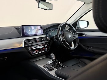Used BMW 5 Series 2019 for sale - 79602376: Photo