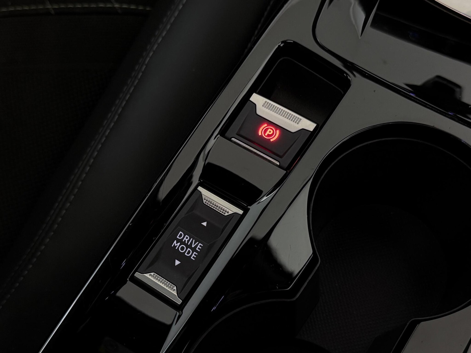 Used Peugeot 2008 2020 for sale - 77398814: Photo 33