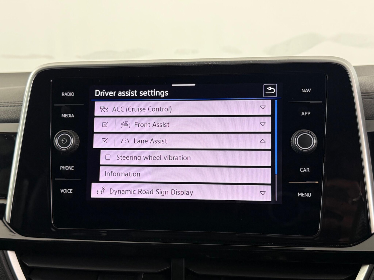 Used Volkswagen T-Roc 2022 for sale - 77216715: Photo 32