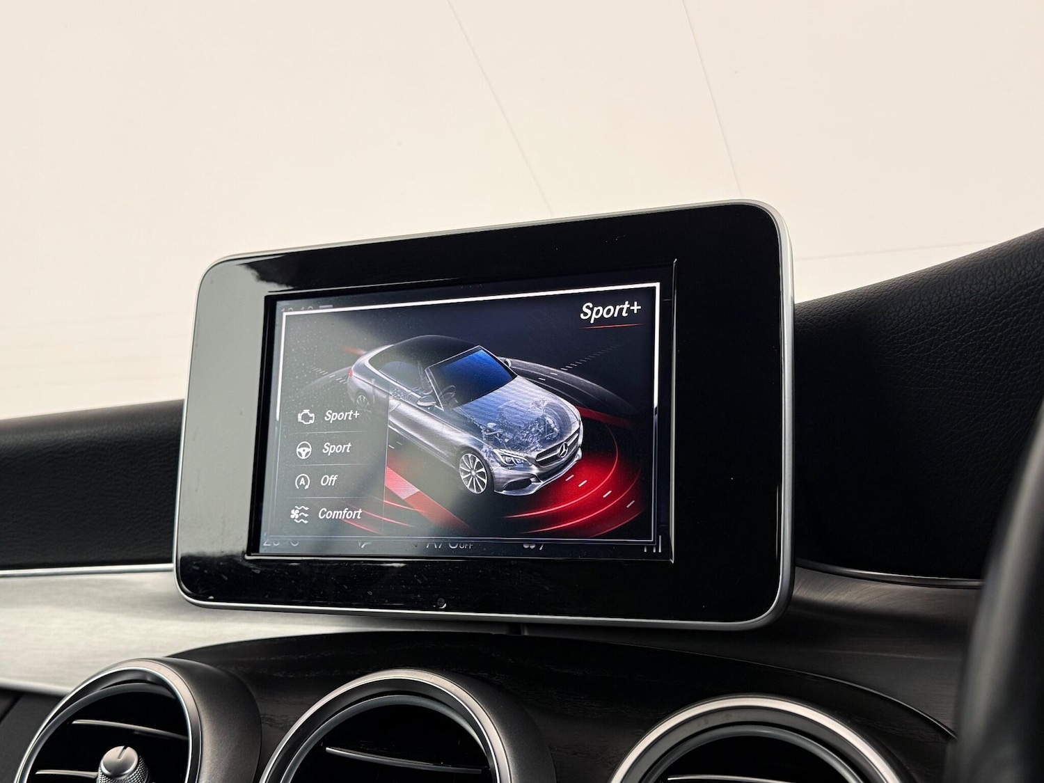 Used Mercedes-Benz C Class 2017 for sale - 77222632: Photo 33