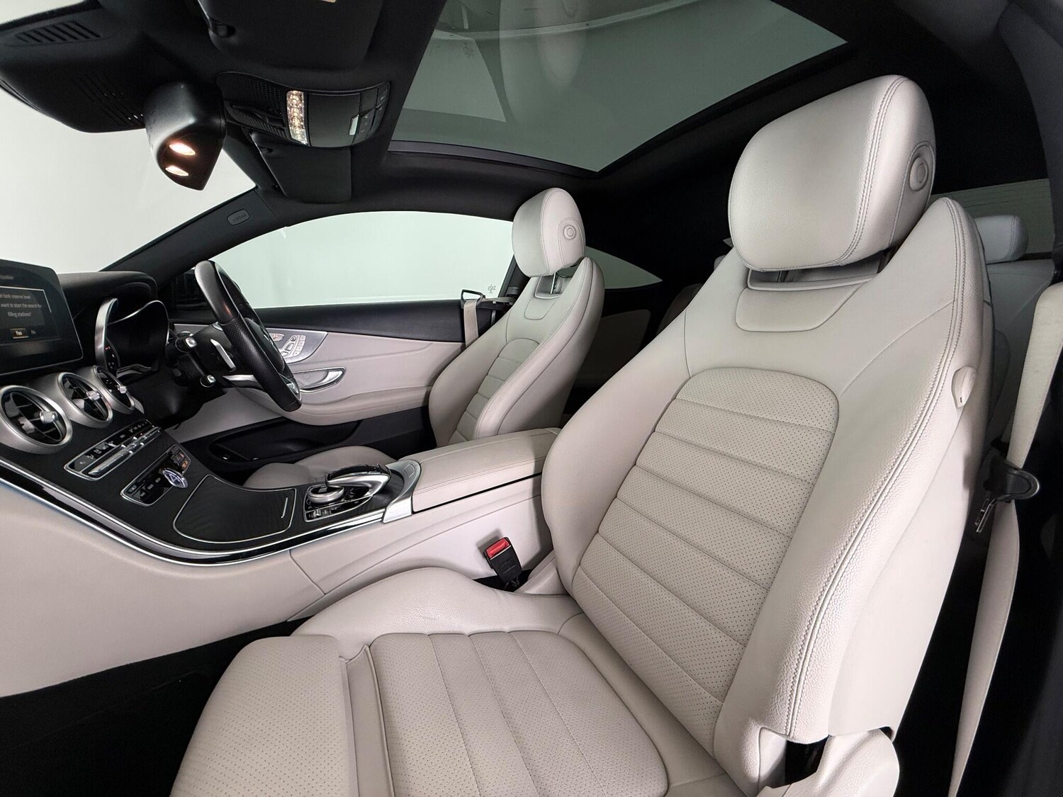 Used Mercedes-Benz C Class 2017 for sale - 77246813: Photo 10