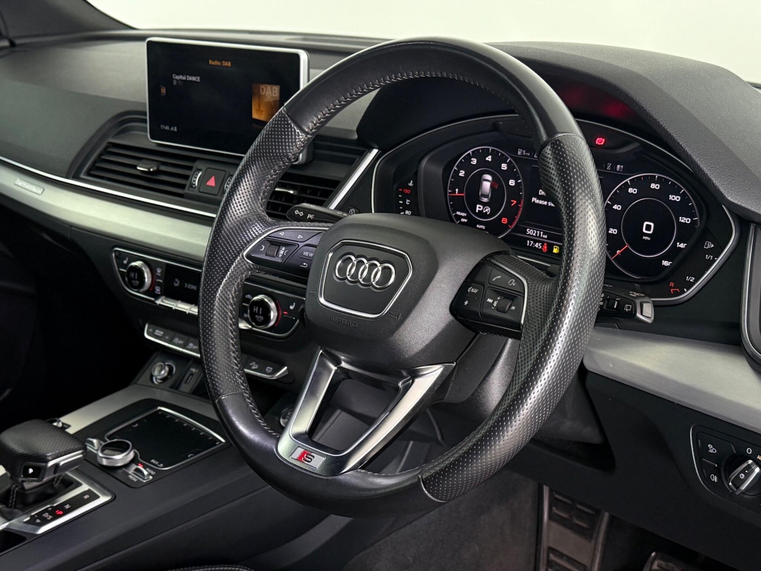 Used Audi Q5 2019 for sale - 76467145: Photo 25