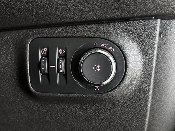 Used Vauxhall ADAM 2018 for sale - 76074122: Photo 22