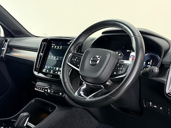 Used Volvo XC40 2020 for sale - 78867135: Photo