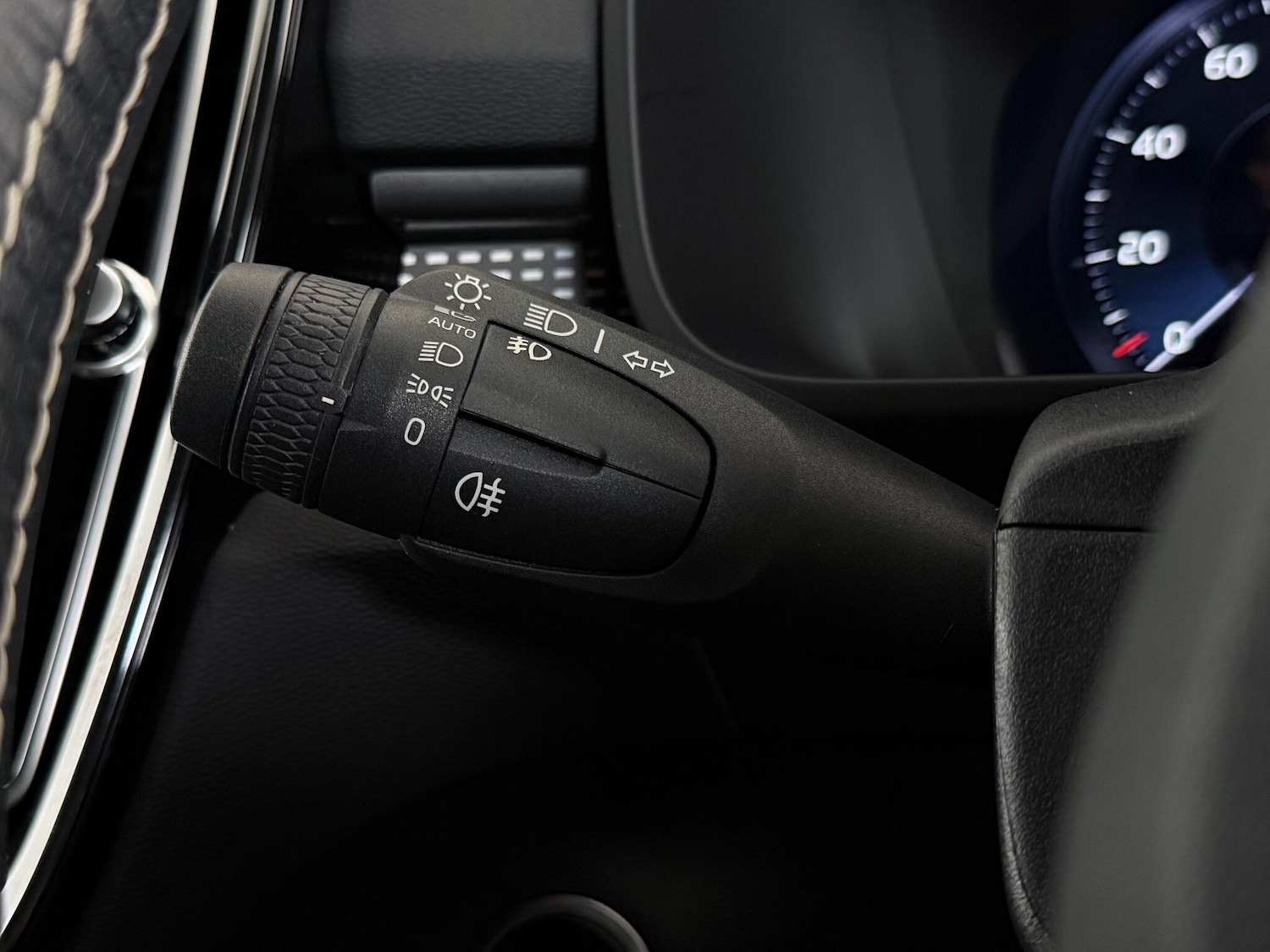 Used Volvo XC40 2021 for sale - 77246736: Photo 19