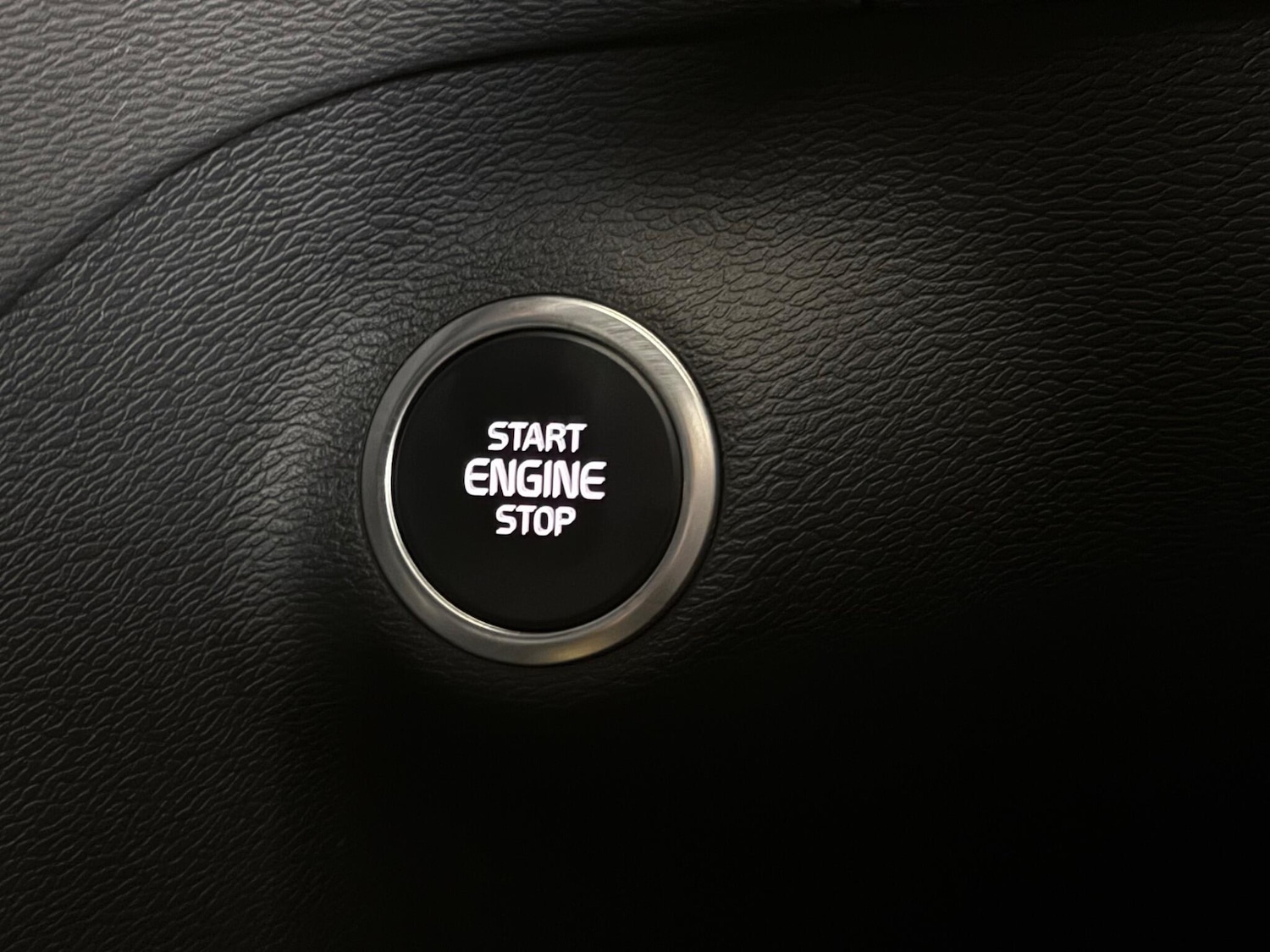 Used Volvo XC40 2021 for sale - 77246736: Photo 31