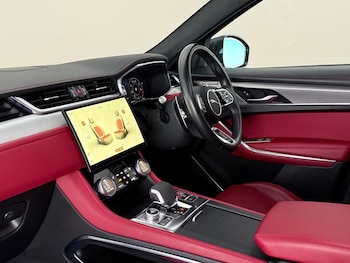 Used Jaguar F-Pace 2021 for sale - 79117097: Photo
