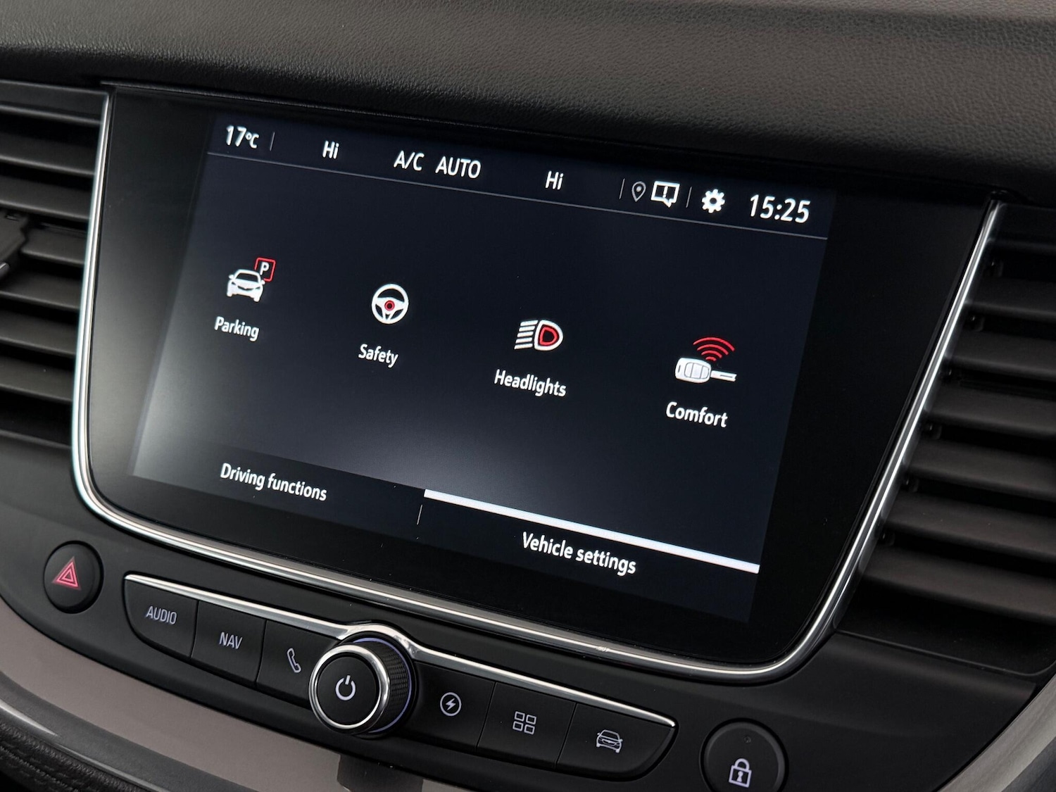 Used Vauxhall Grandland X 2020 for sale - 77182316: Photo 31