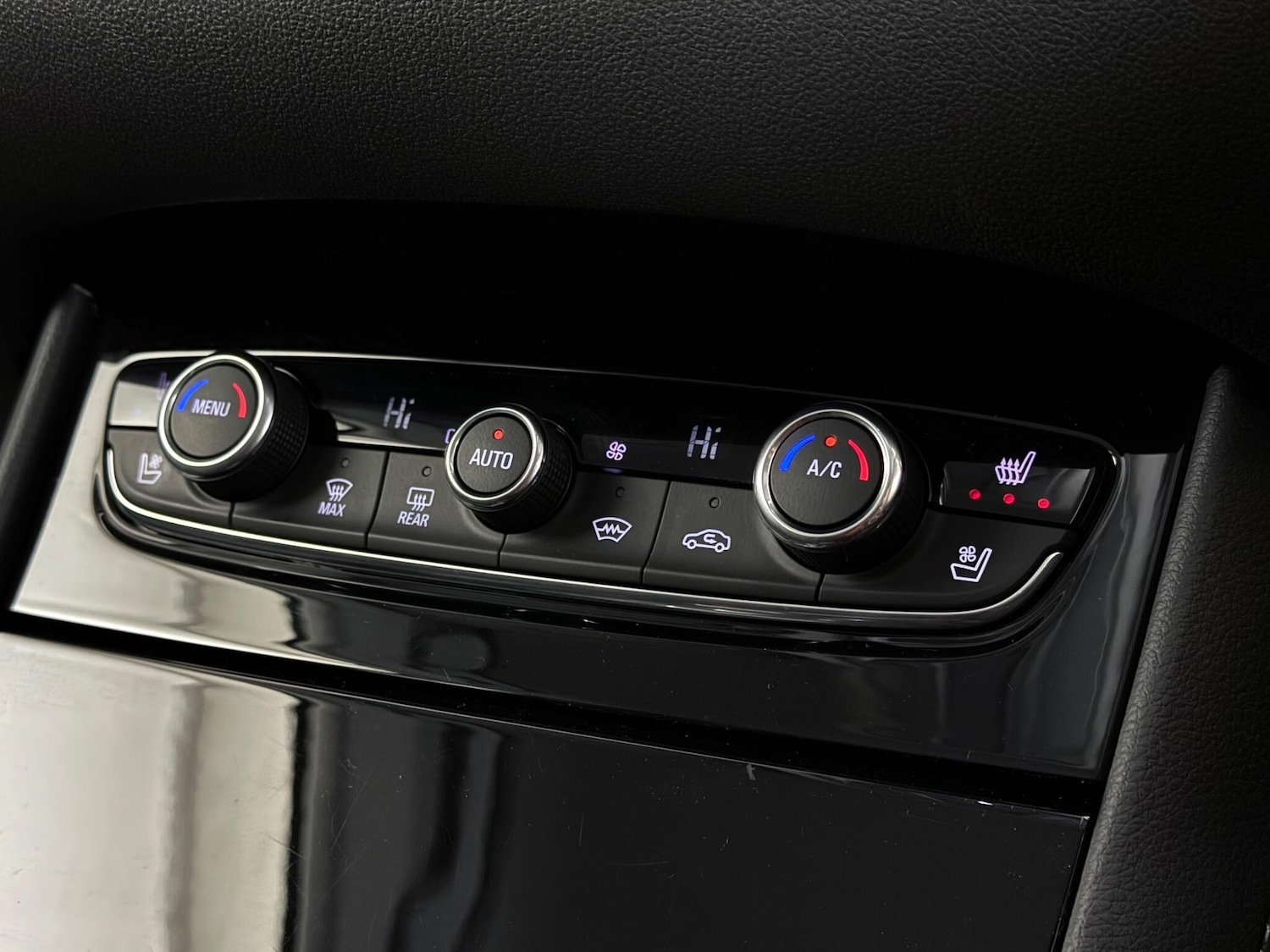 Used Vauxhall Grandland X 2020 for sale - 77182316: Photo 35