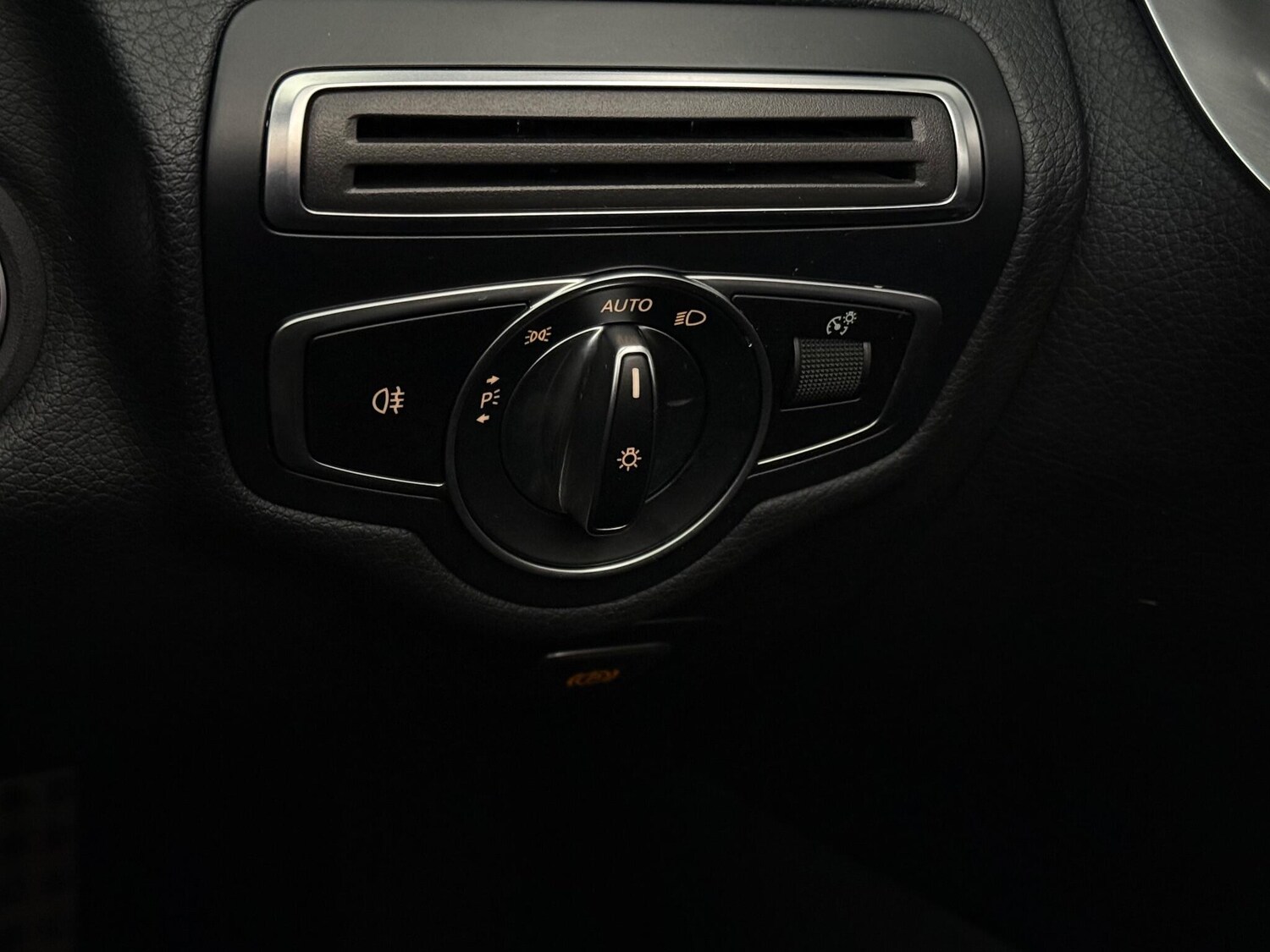 Used Mercedes-Benz C Class 2018 for sale - 77081838: Photo 28