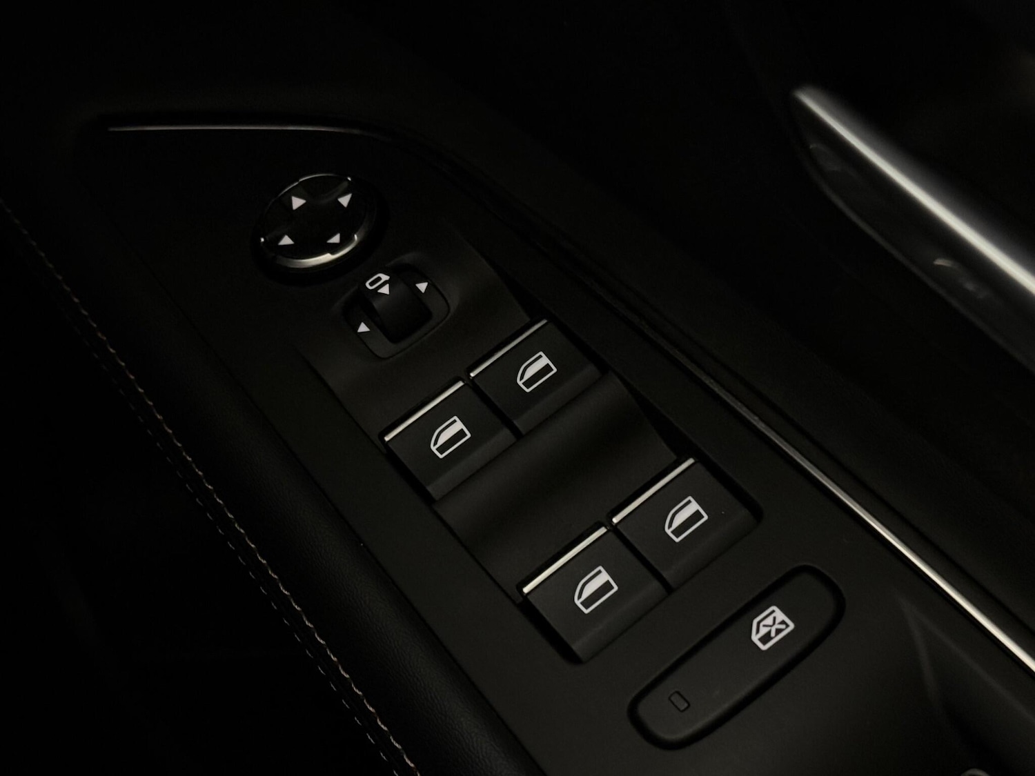 Used Peugeot 3008 2022 for sale - 77371832: Photo 35